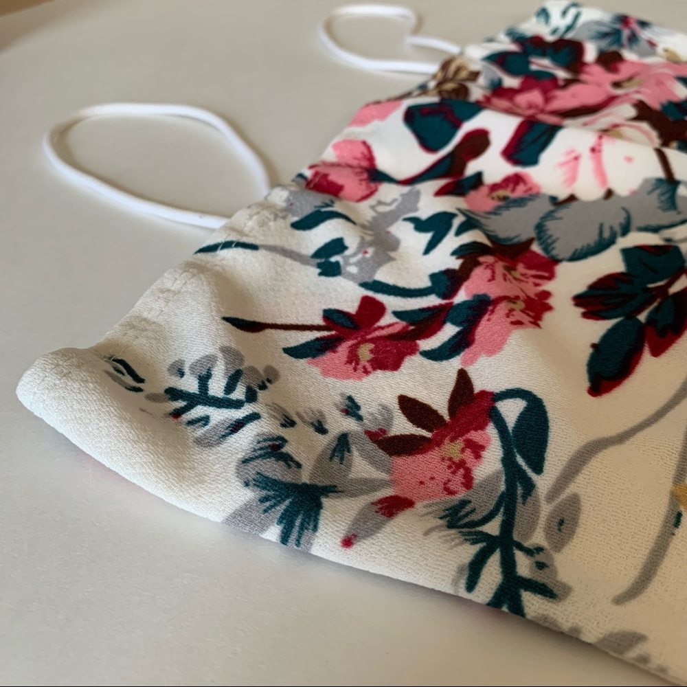 Floral Cropped Cami - Picture 3 of 9